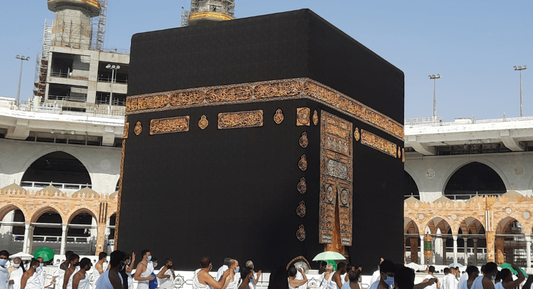 Fast Track to Hajj! Pakistan Expedites Passports for Overseas Pilgrims